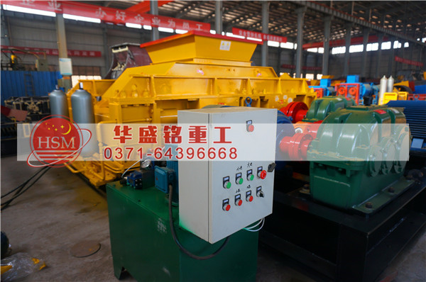 對(duì)輥破碎機(jī)的全自動(dòng)液壓系統(tǒng)