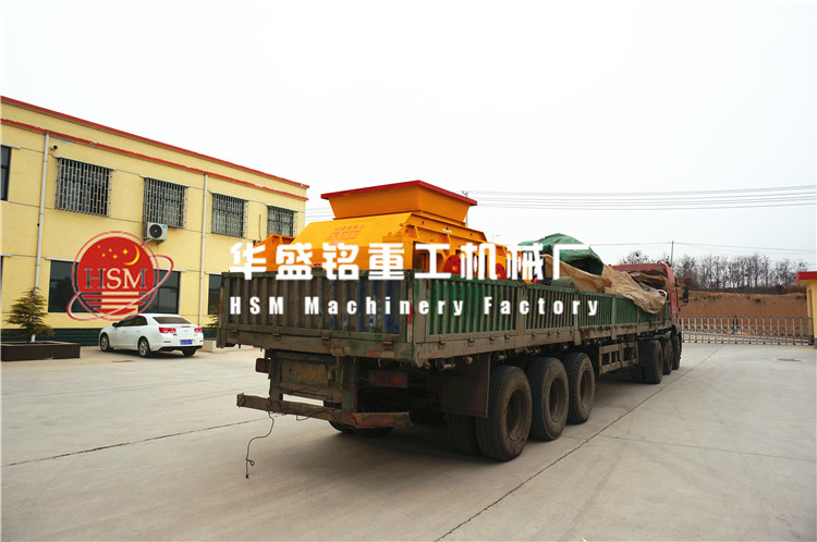 對輥破碎機發(fā)貨圖