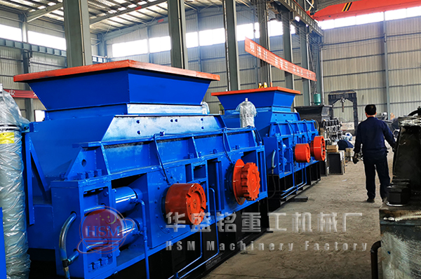 大型對(duì)輥破碎機(jī)發(fā)貨圖